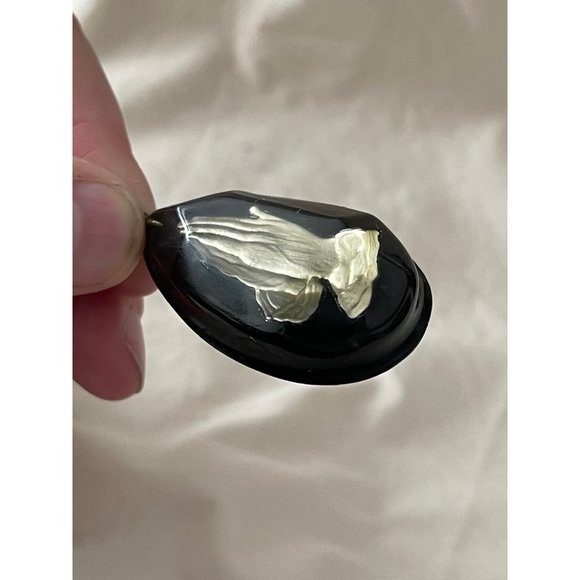 Vintage/Antique Epoxy Prayer Hands Black Teardrop Pendant Chain Necklace - Picture 7 of 12